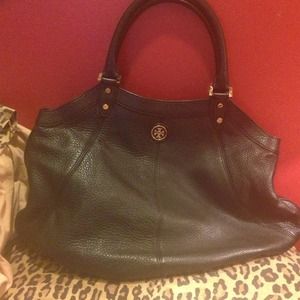 Reserved Authentic Tory Burch Black Leather Hobo