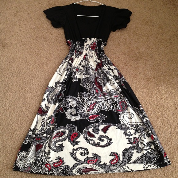 Black/White paisley dress. Brand new.