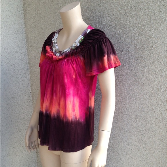 Tied Dyed Shirt With Beaded Collard - Picture 3 of 4