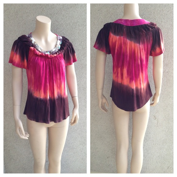 Tied Dyed Shirt With Beaded Collard - Picture 4 of 4
