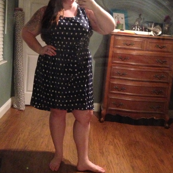 🚫SOLD IN BUNDLE🚫NWT Navy & White Heart Dress! 3X - Picture 3 of 4