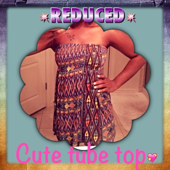 🔥REDUCED🔥Cute printed tube top😃😍