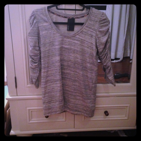 Pretty grey & white shirt