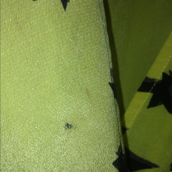 SALE🌻🎉Yellow Peplum Sheer Top - Picture 3 of 3