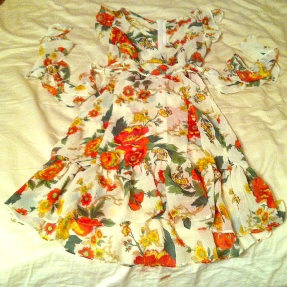 🌷🌸🌷trade🌷🌸🌷Floral dress
