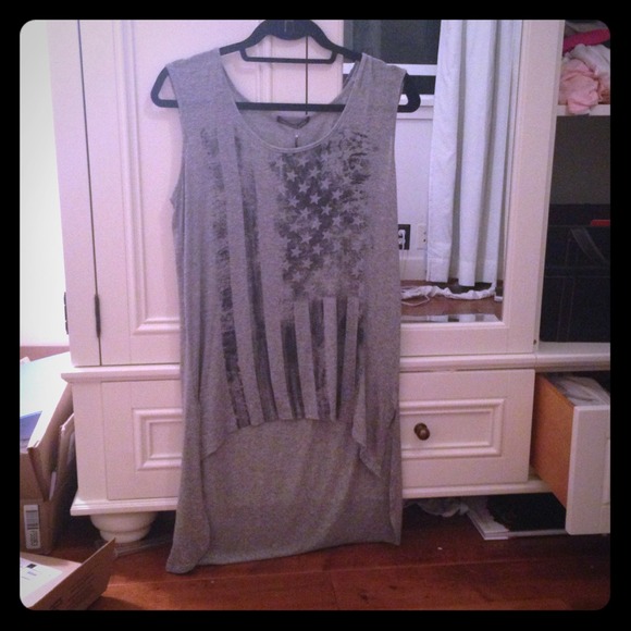 High- Low NEW tank top!