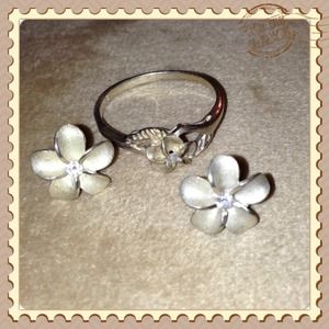 Bundle of Hawaiian Stamped 925  Ring And Earring