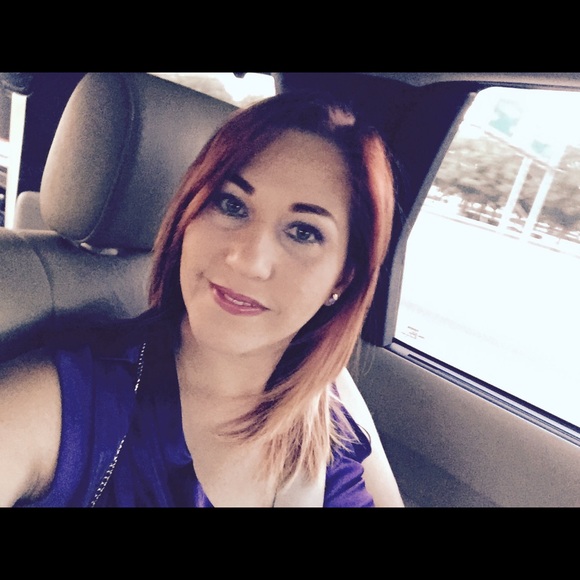 Meet Your Posher * 5 🌟 seller, fast shipper - Picture 2 of 6