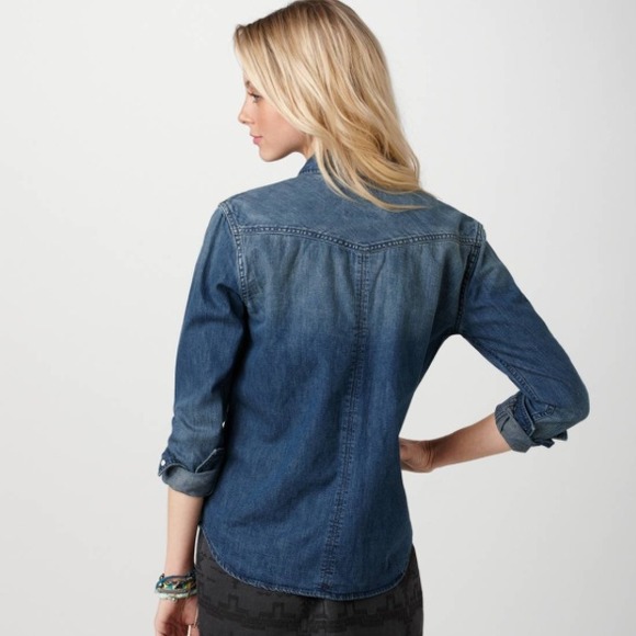 🚫BUNDLED🚫AMERICAN EAGLE denim shirt - Picture 4 of 4