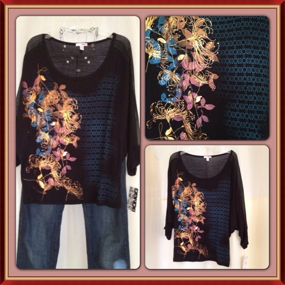 💝Reduced!! Printed top by Bongo!💝