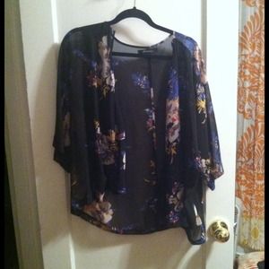 🌸Floral Sheer Kimono🌸