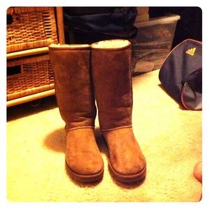 Tall Chestnut Ugg boots!!!🚫Hold🚫