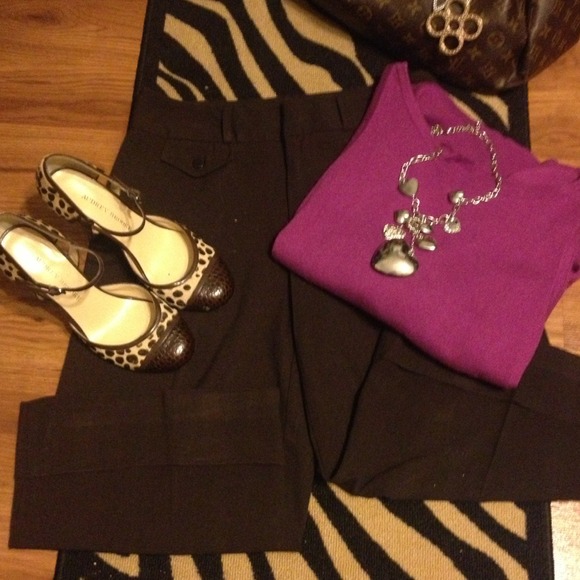 👜Dressy brown wide leg capris w/ cuffed hems👜