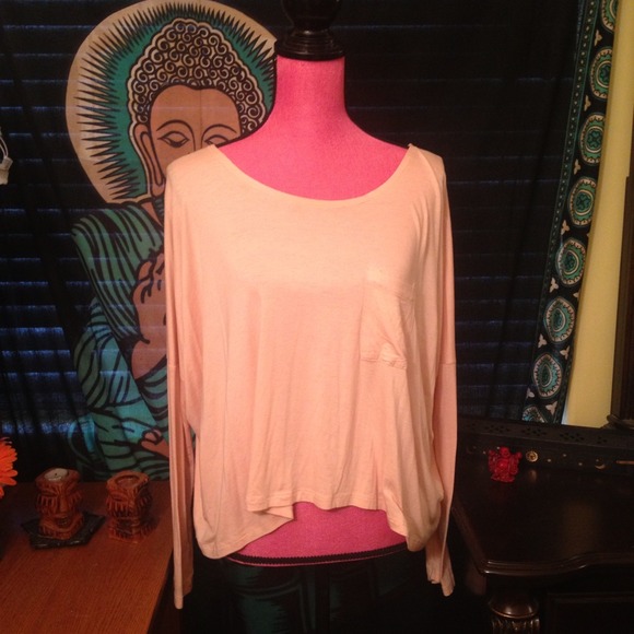 Peachy long sleeve top - Picture 1 of 4