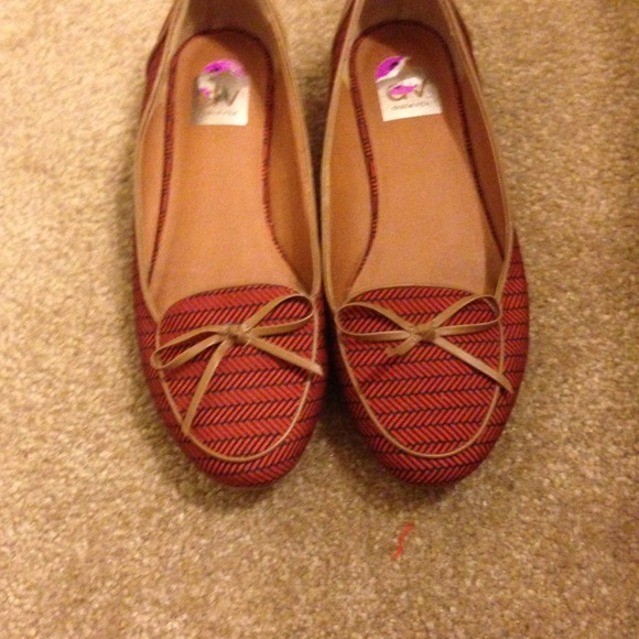 Dolce vita loafer flats