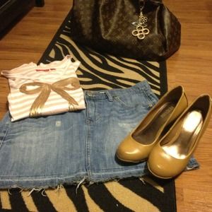 Flowy Elle shirt with sequin ribbon detail