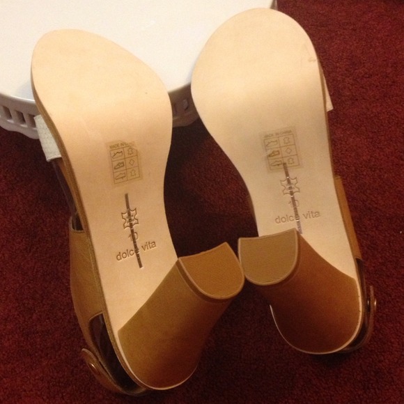 NEW Dolce Vita Tan Beige White Ankle Heel 10 - Picture 4 of 4
