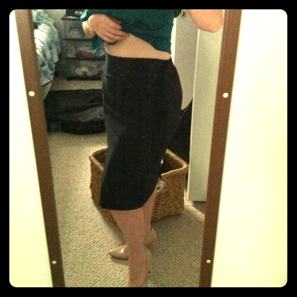 Black pencil skirt