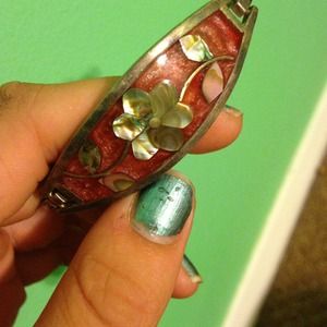 Mother of pearl bracelet