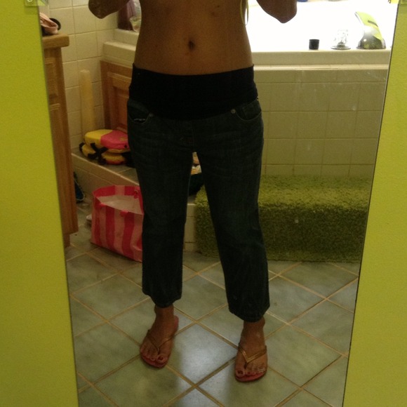 Maternity jeans/Capri - Picture 4 of 4