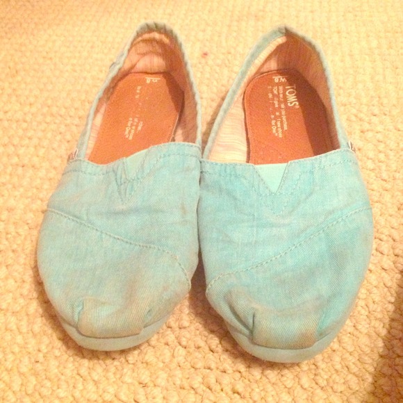 Bright blue pair of Toms