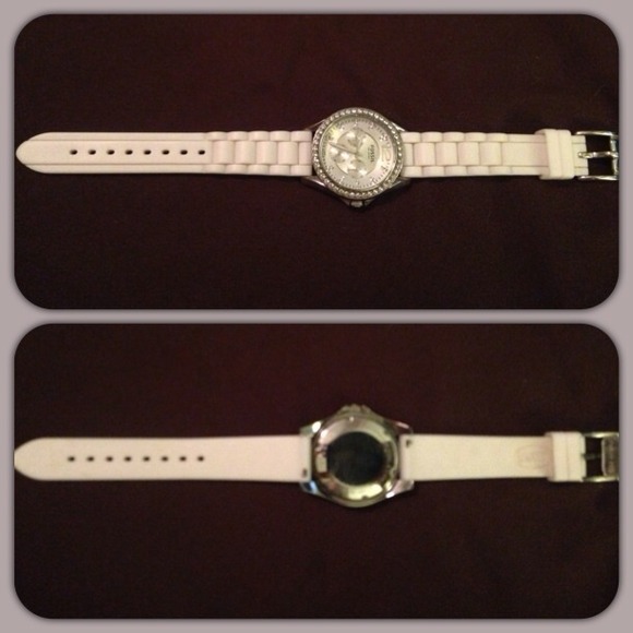 🌸Fossil Watch🌸 - Picture 2 of 3