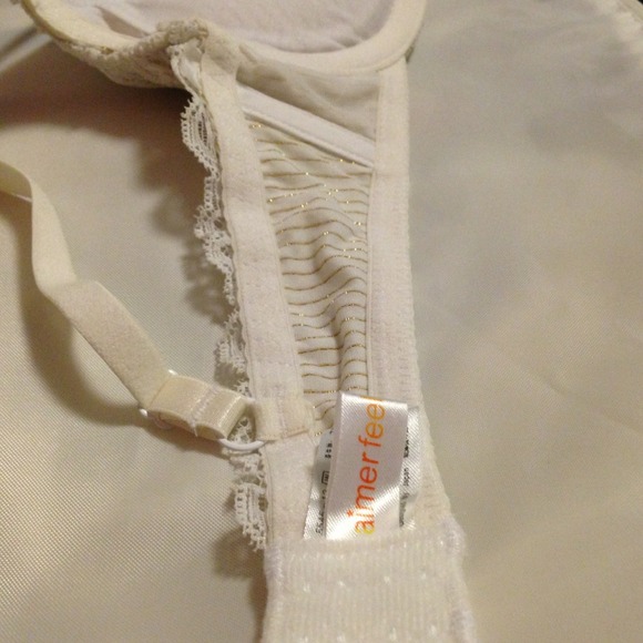 Aimerfeel Japan Bra - Picture 4 of 4