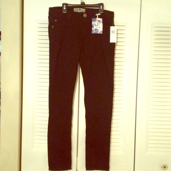 Never worn black stretch Jolt jeans