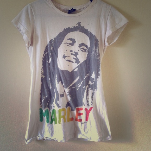 Tops - Bob Marley T shirt