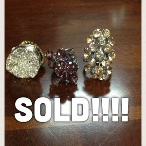 🚫SOLD🚫Lot of 3 rings stretchy one is size 8