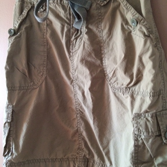 Gap cargo skirt - Picture 2 of 2