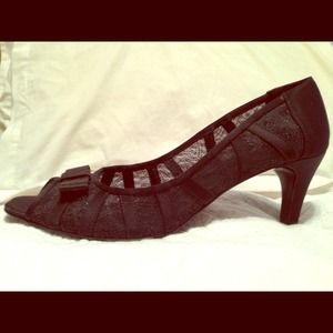 Vaneli black heels