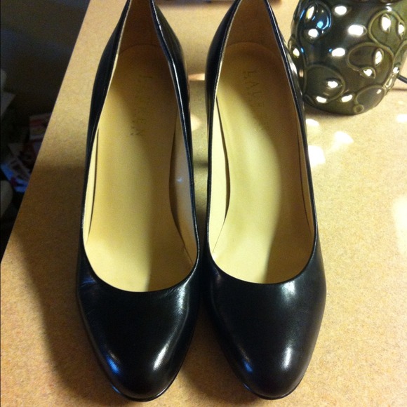 SOLD!!! Ralph Lauren Black Pumps
