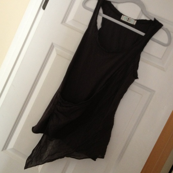 Asymmetrical tank top