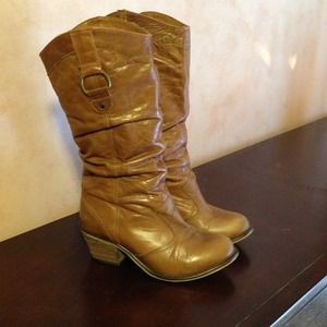Steve Madden brown leather boots!!!