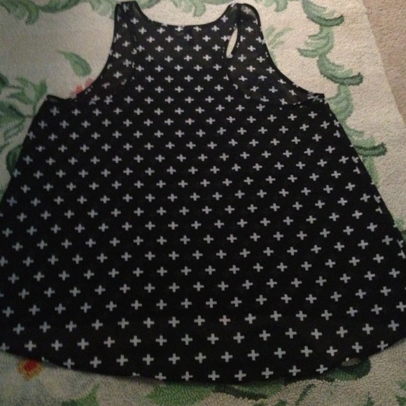 Tank - Picture 2 of 3