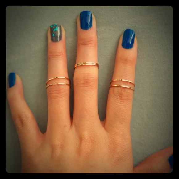 Jewelry - 🎉HOST PICK🎉 5 mid knuckle rings - gold/silver
