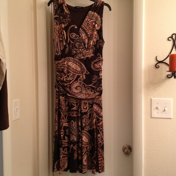 Very cute Paisley print dress
