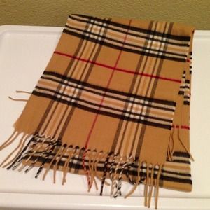 Burberry Inspired Scarf! Never Used!