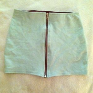 Zip up skirt
