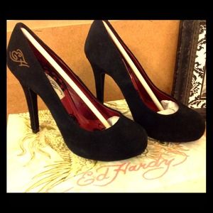 Ed hardy black suede heels, unworn