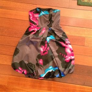 Strapless party dress!