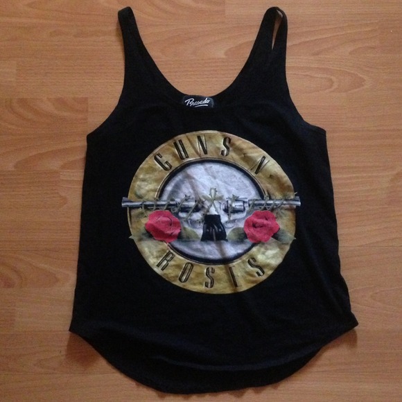 SOLD! 🎉HOST PICK! 08/21🎉 Guns N' Roses Tank Top