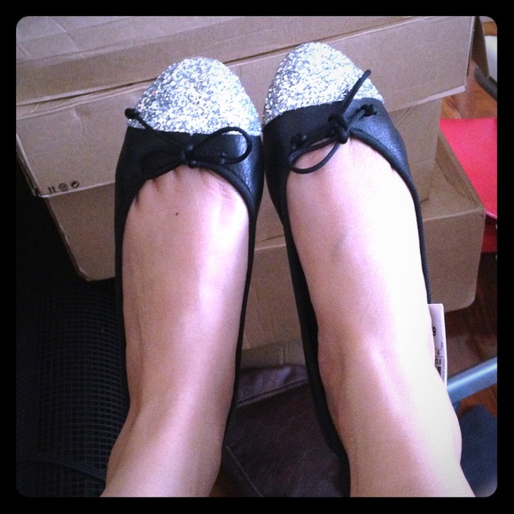 ******SOLD SOLD *******Sparkling black shoes