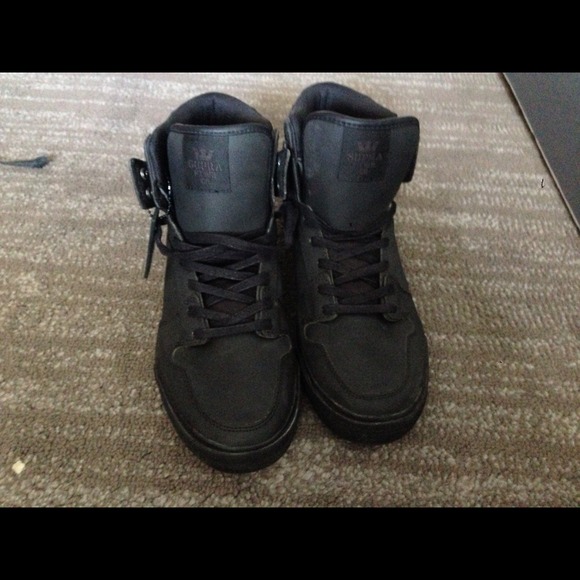 High top Supra shoes