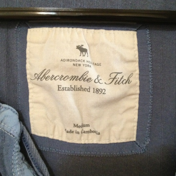 🚫SOLD🚫Abercrombie & Fitch top - Picture 2 of 4