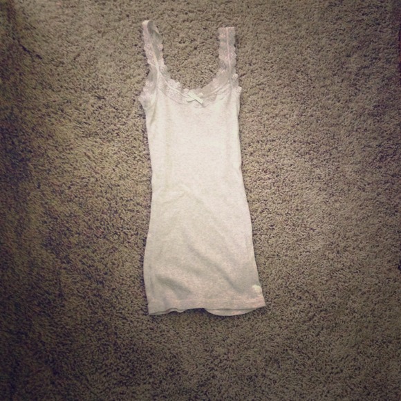 Soft gray tank with little bow