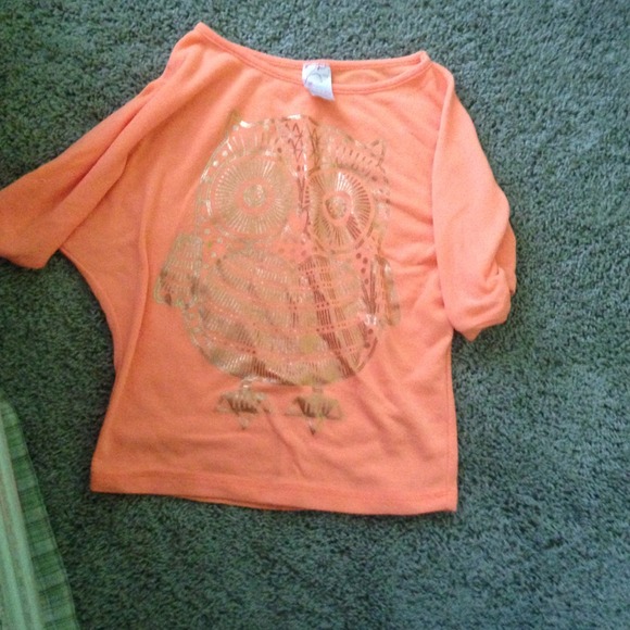 Owl shine soft orange top