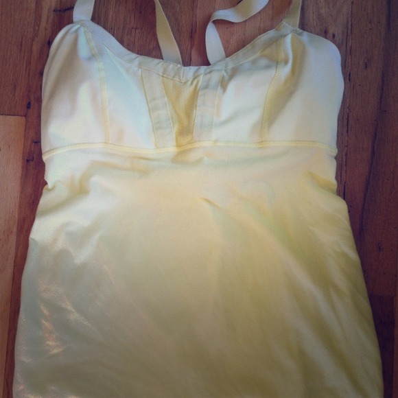 LULULEMON CINCH SIDE TOP