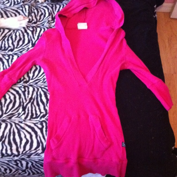 Bundled📦 Half sleeve top with pockets and hood